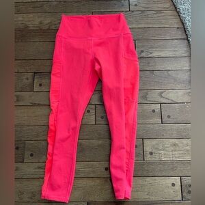 Fabletics xsmall powerhold Capri leggings